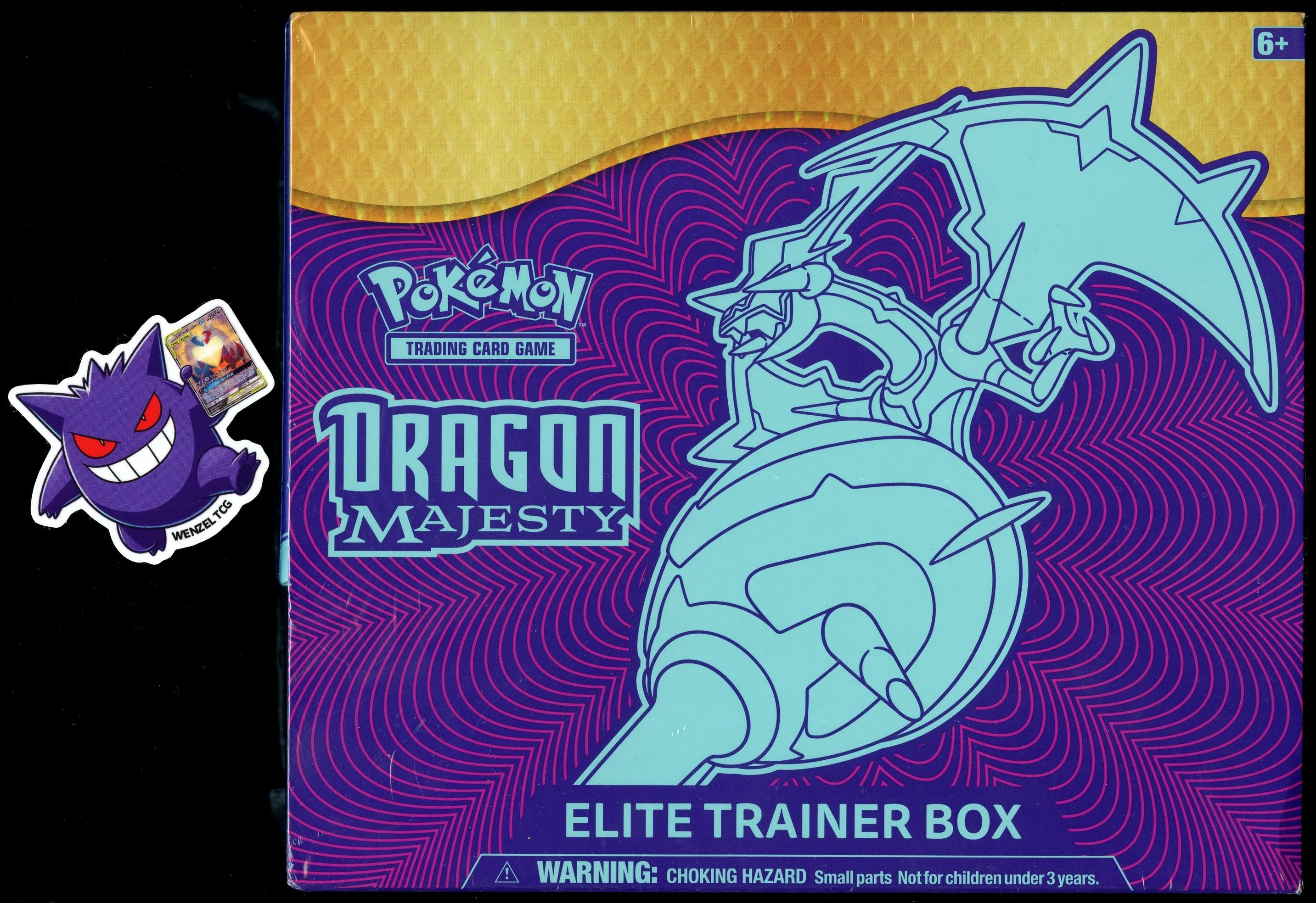 Sun & Moon Dragon Majesty Elite Trainer Box